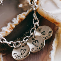 mommy charm bracelet w hearts and names